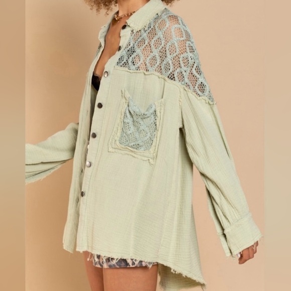 POL Stylish Matcha Green Lace Crochet Overlay Shirt - Perfect for Layering - Picture 6 of 7